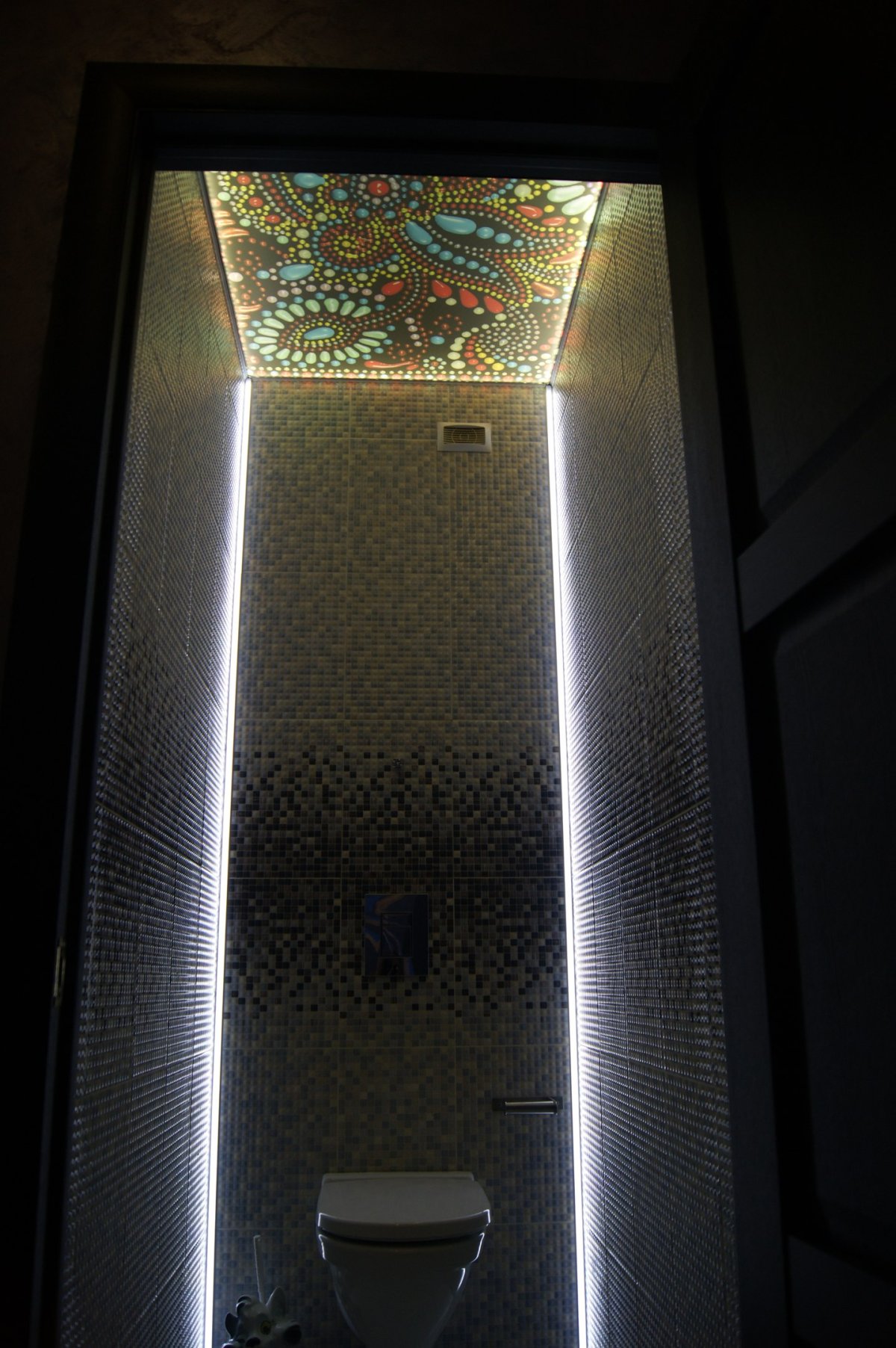 Подсветка в туалете