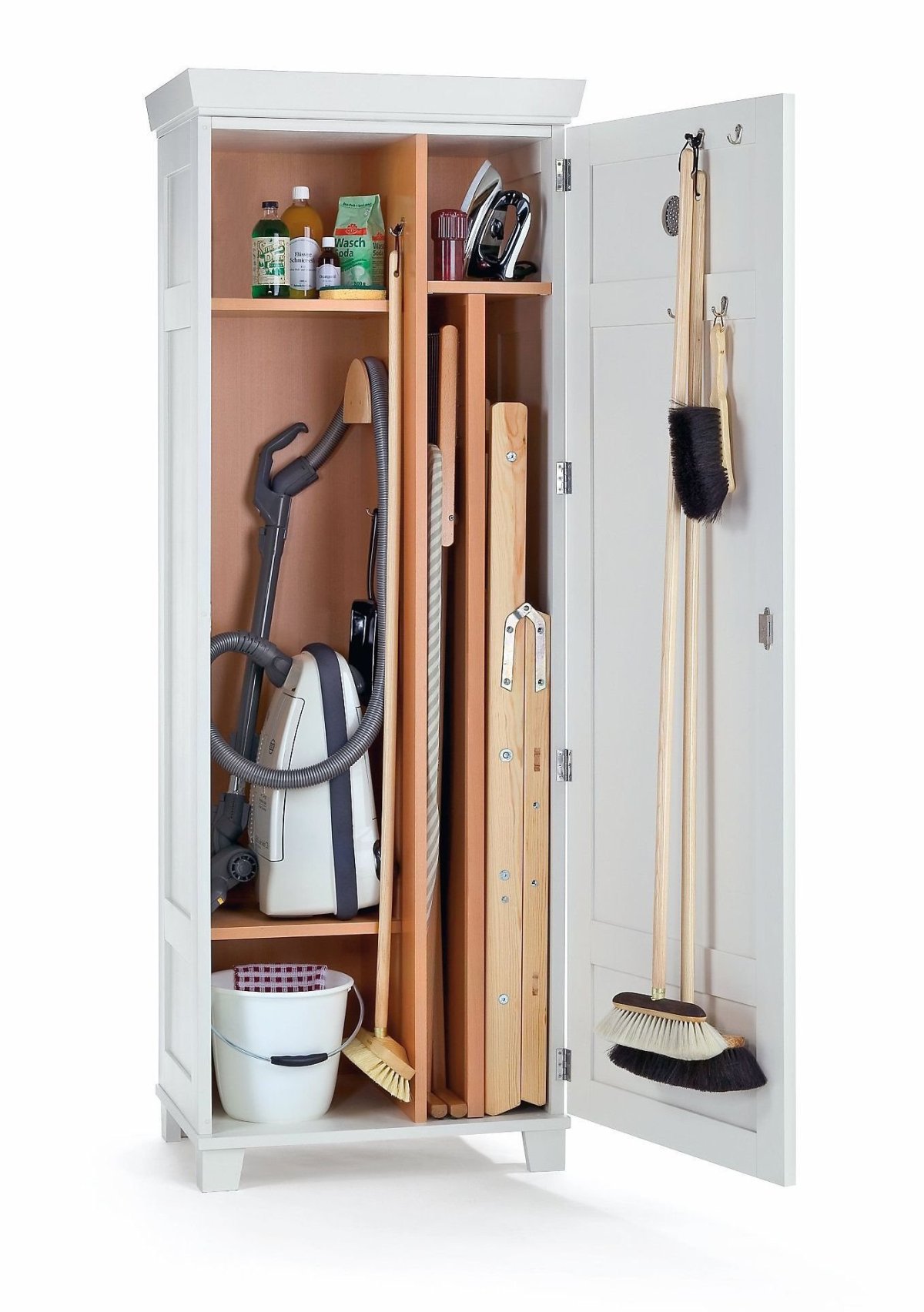 Шкаф для пылесоса и гладильной доски