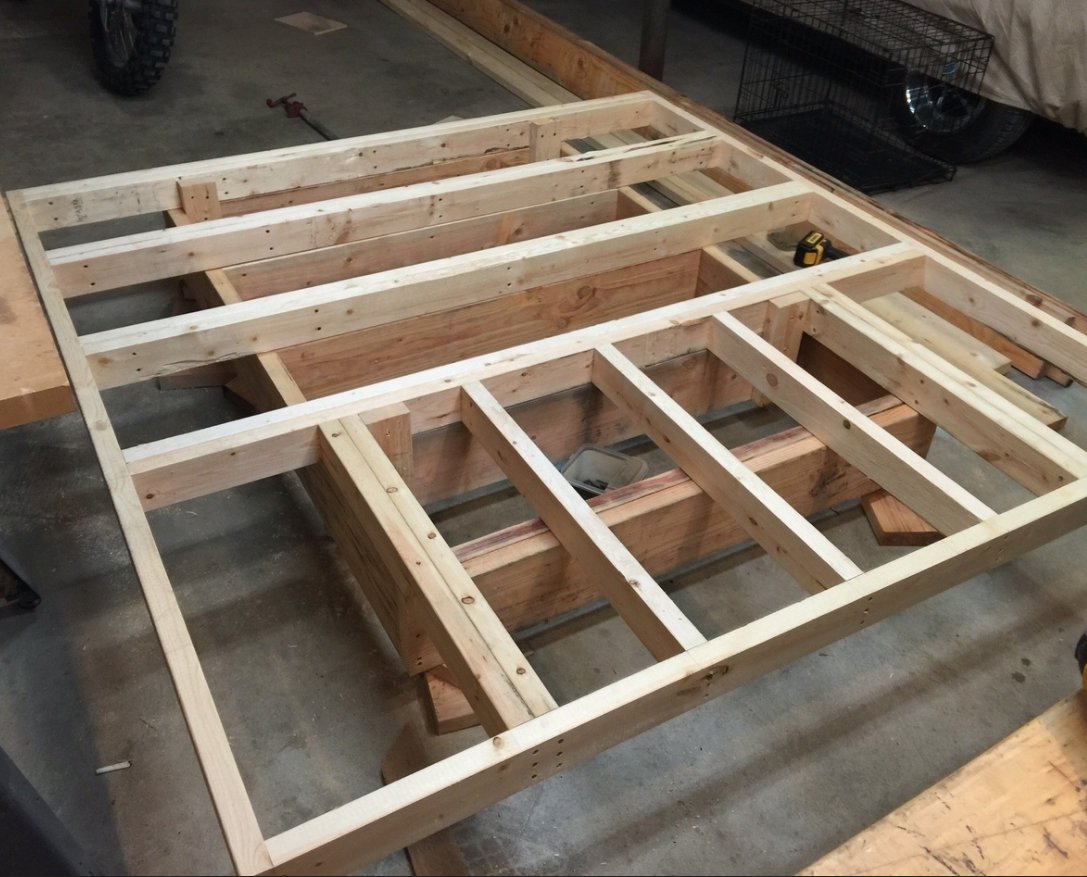 Парящая кровать