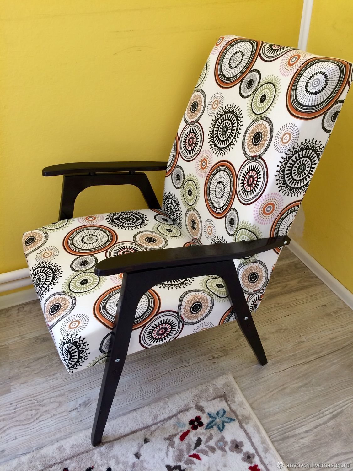 Переделка старого кресла