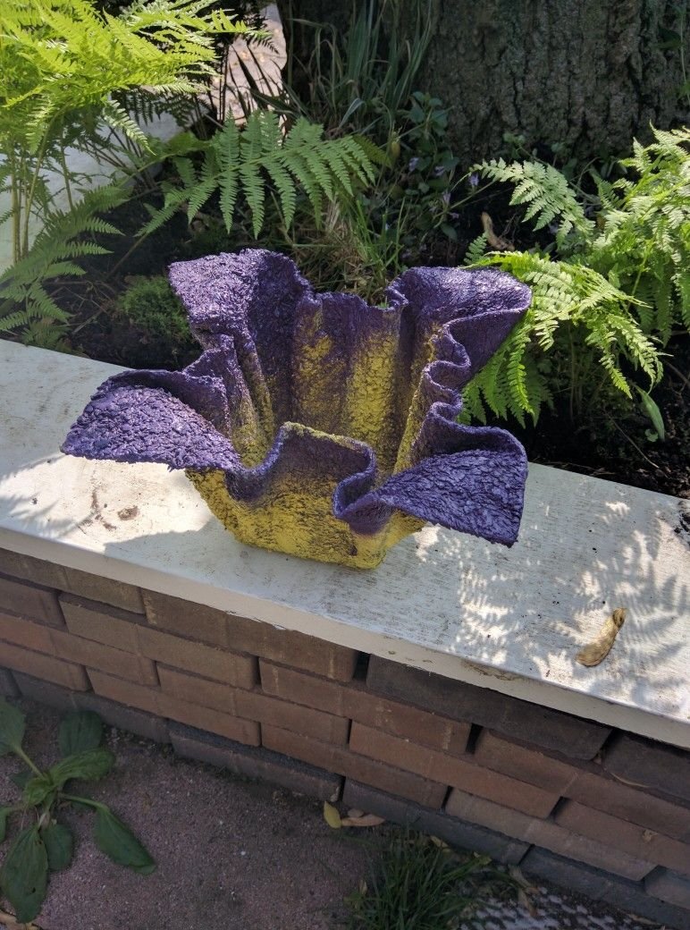 Садовые вазы из цемента