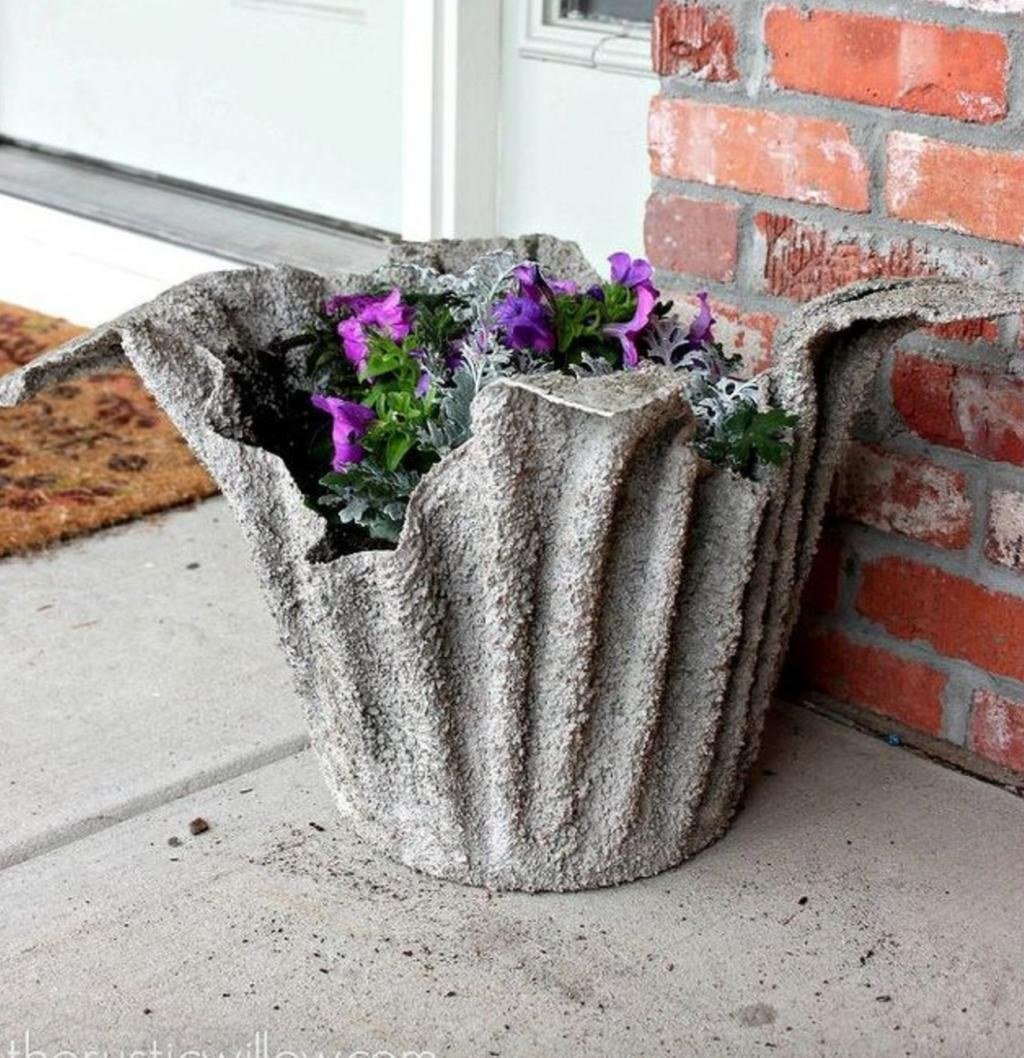 Горшки из цемента для сада
