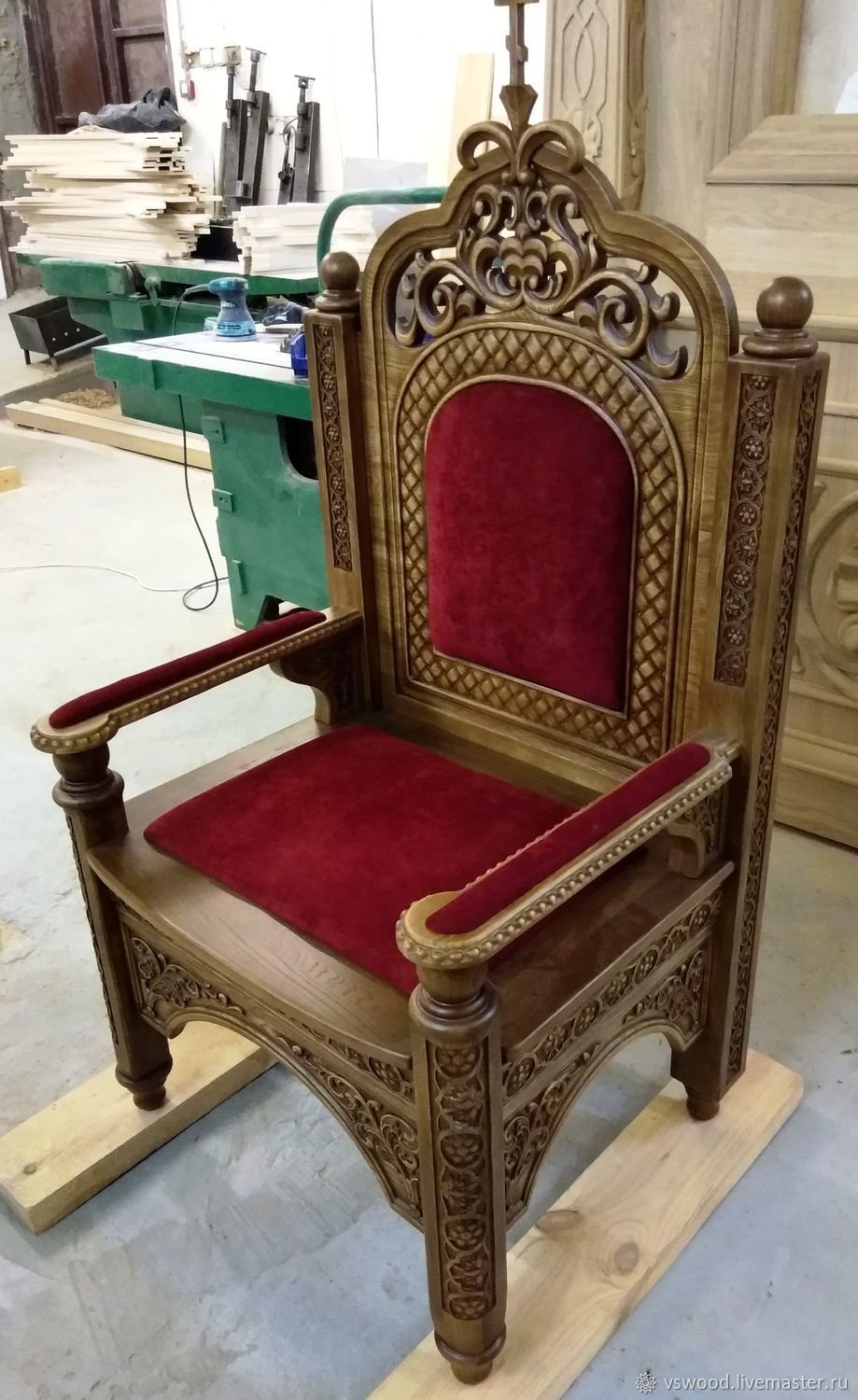 Архиерейский трон