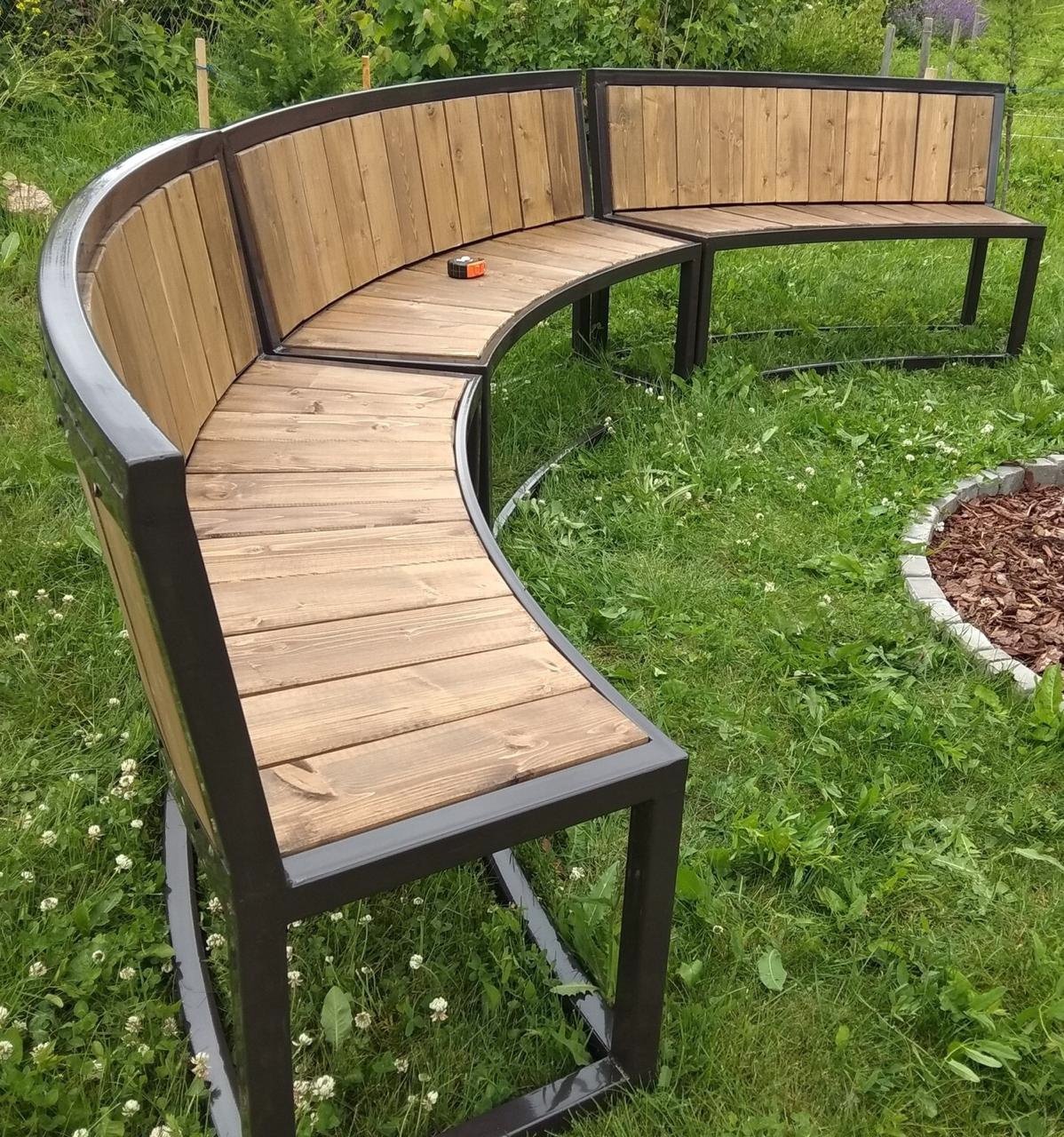 Скамейка полукруглая