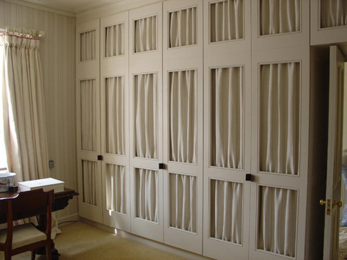 Реечные раздвижные двери