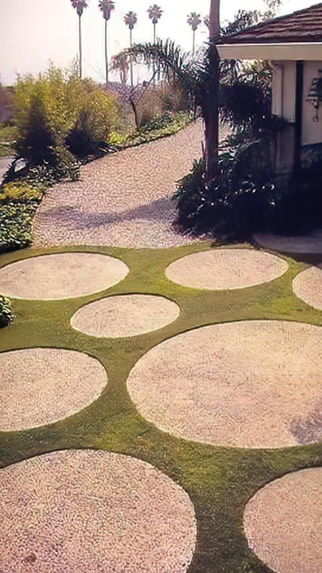 Дорожка в сад