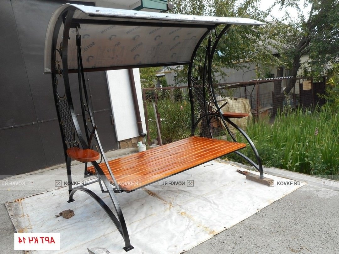 Кованые раскладные качели садовые