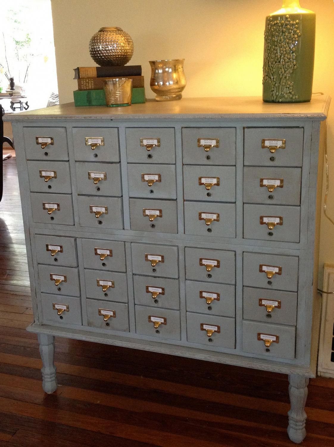 Отреставрированные картотечные шкафы