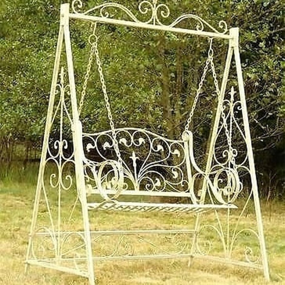 Декоративные изделия из металла для сада
