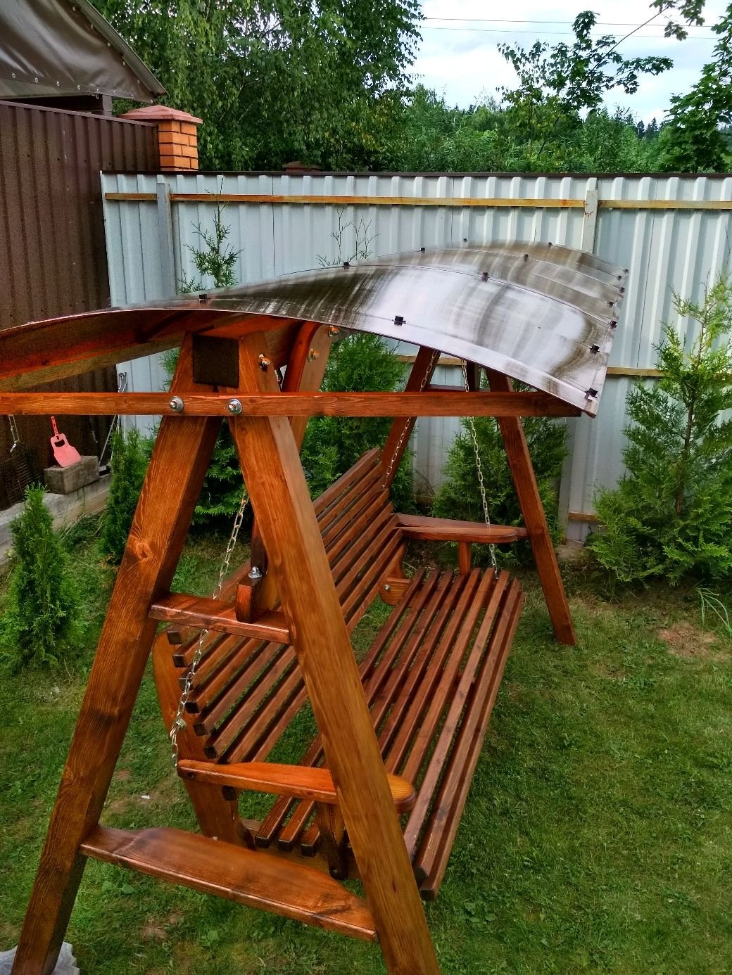 Качели садовые деревянные