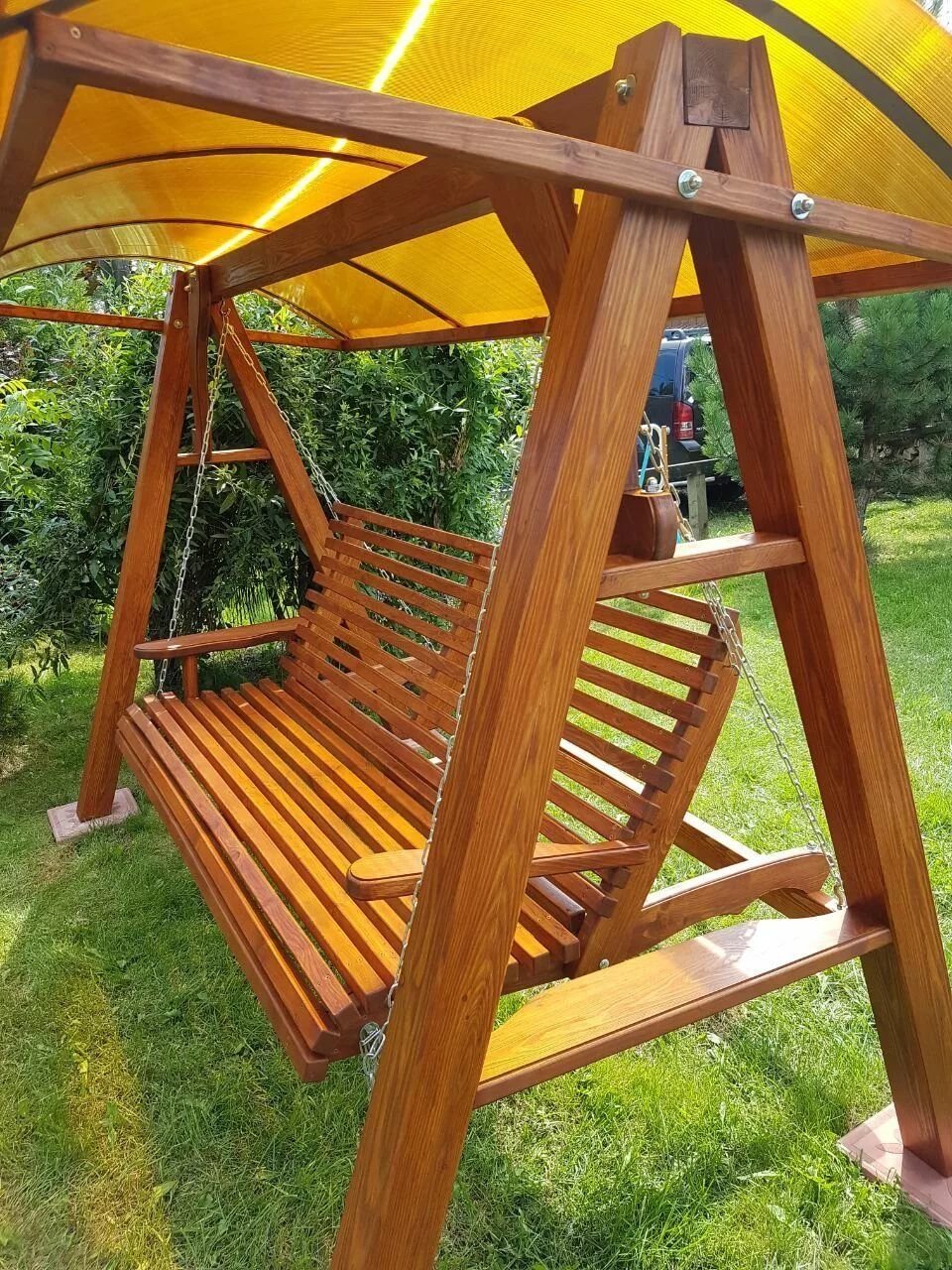 Качели деревянные