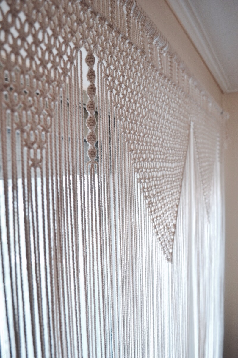 Шторы макраме в интерьере