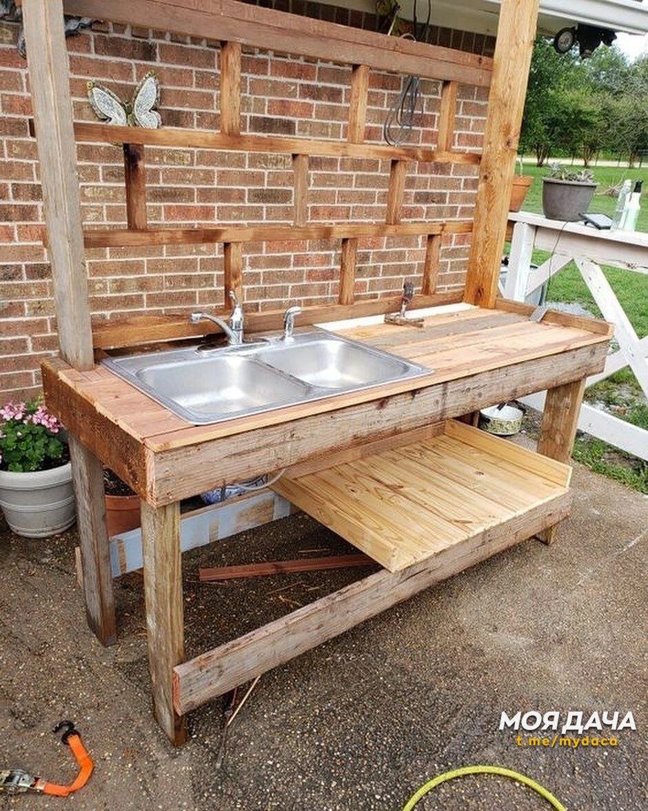 Варианты уличных умывальников на даче