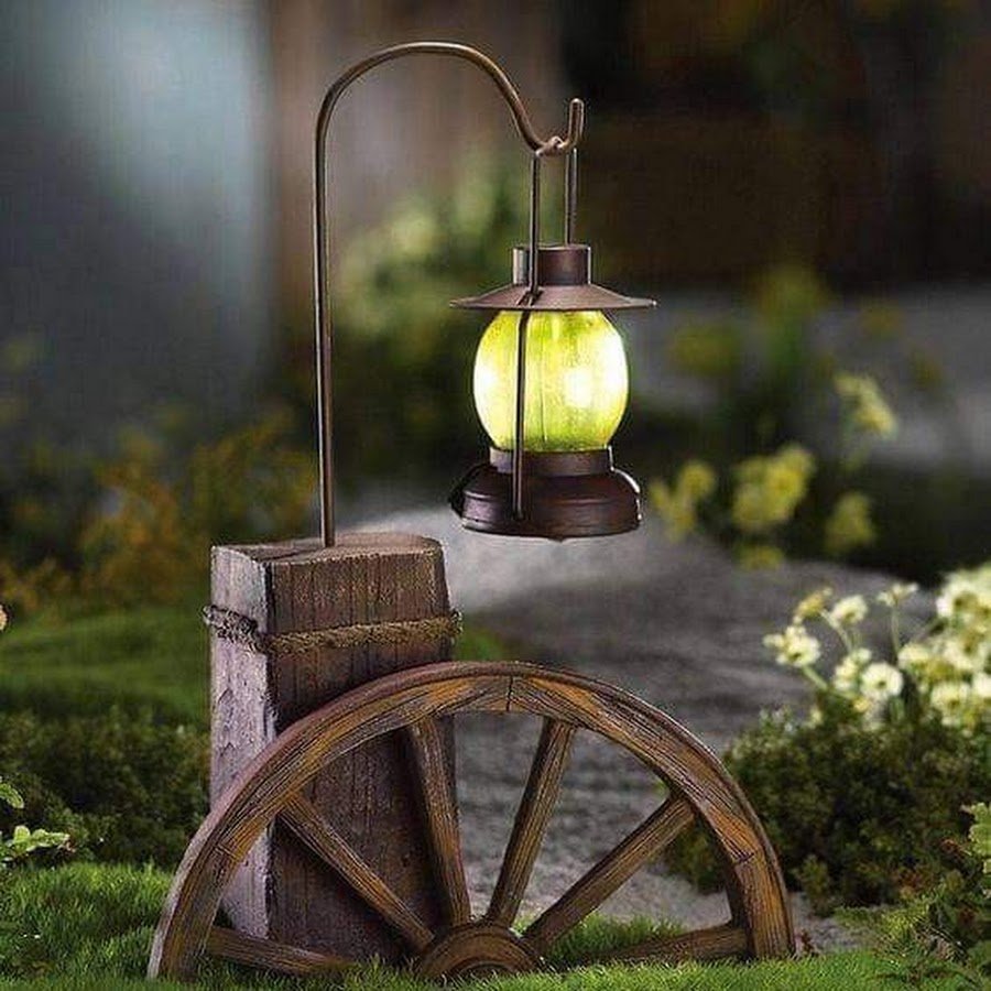 Декоративные светильники для сада в деревенском стиле