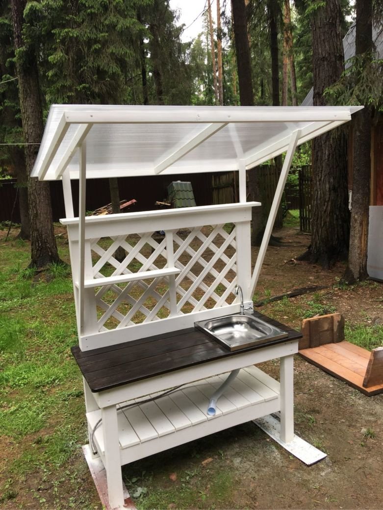 Уличная мойка для посуды на даче