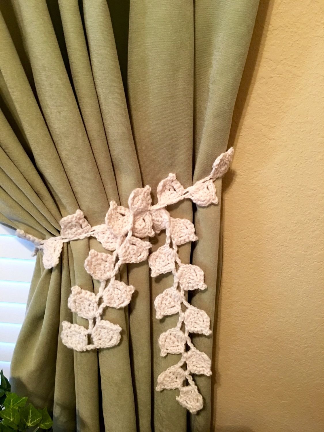 Подхваты для штор из остатков ткани