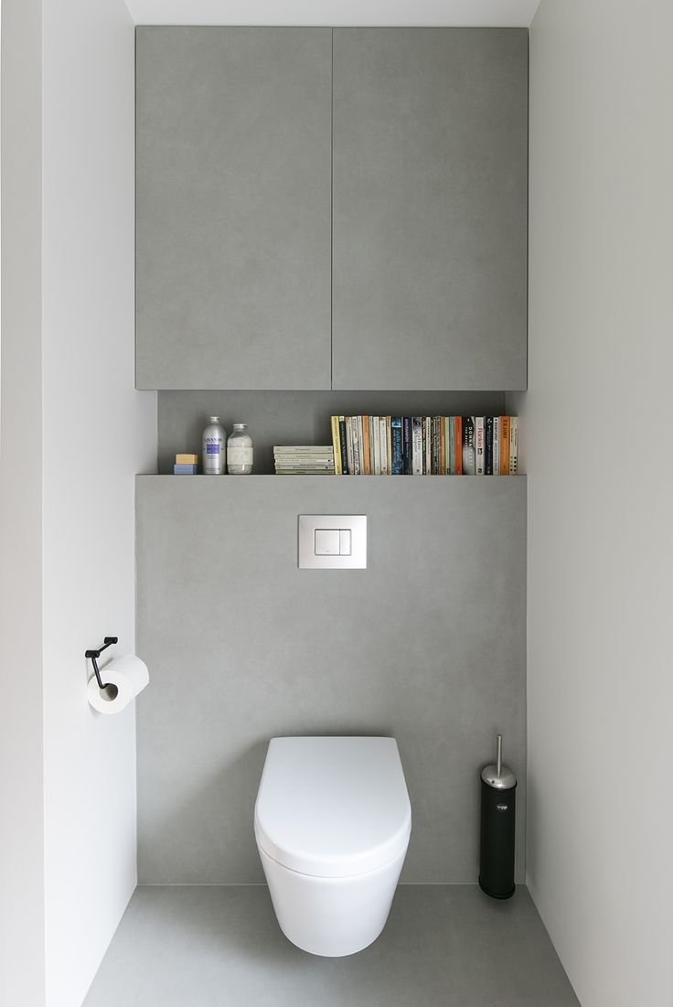 Туалетная комната с инсталляцией