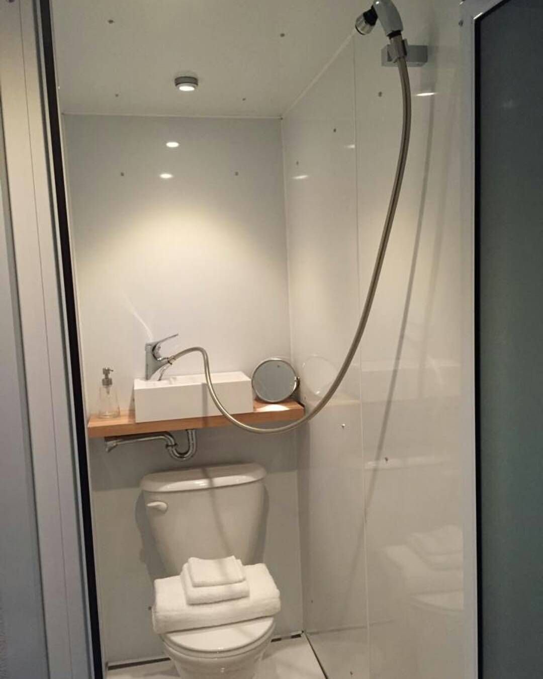 Душевая с туалетом