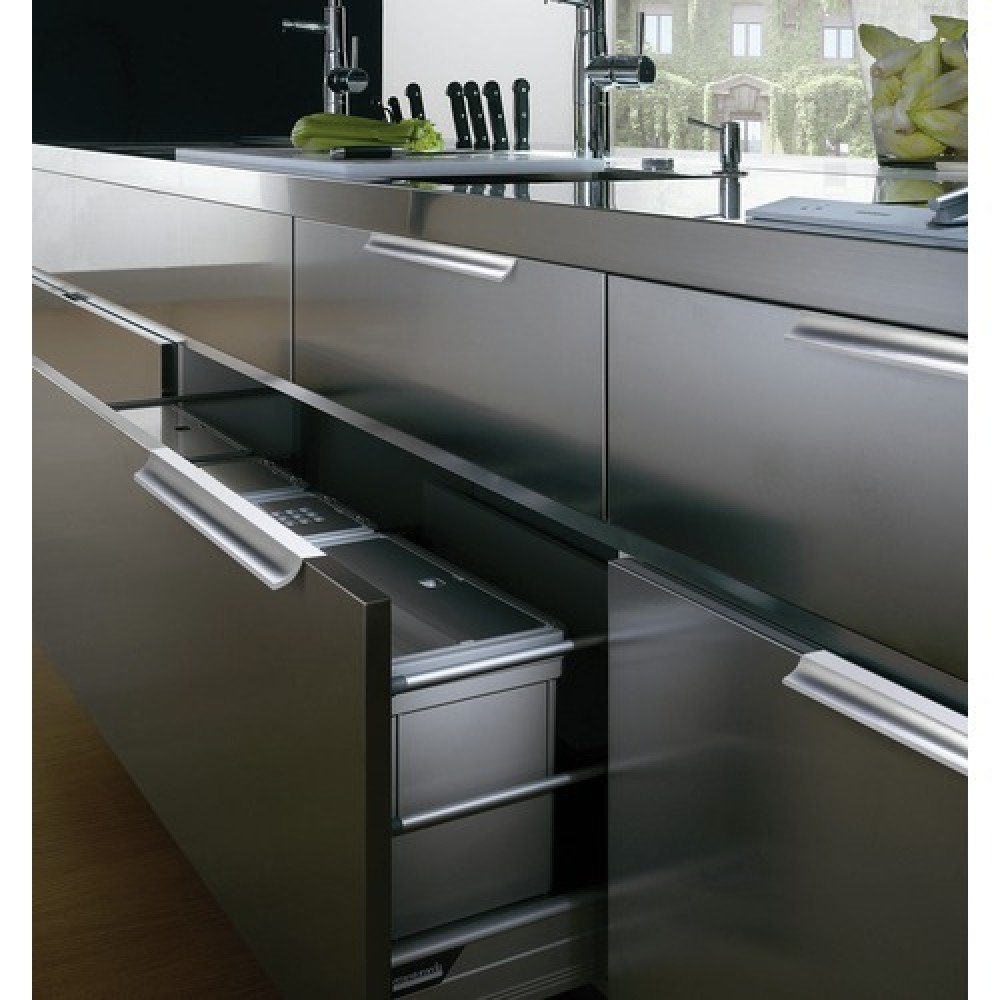 Ручка профиль интегрированная l=3900 в фасад