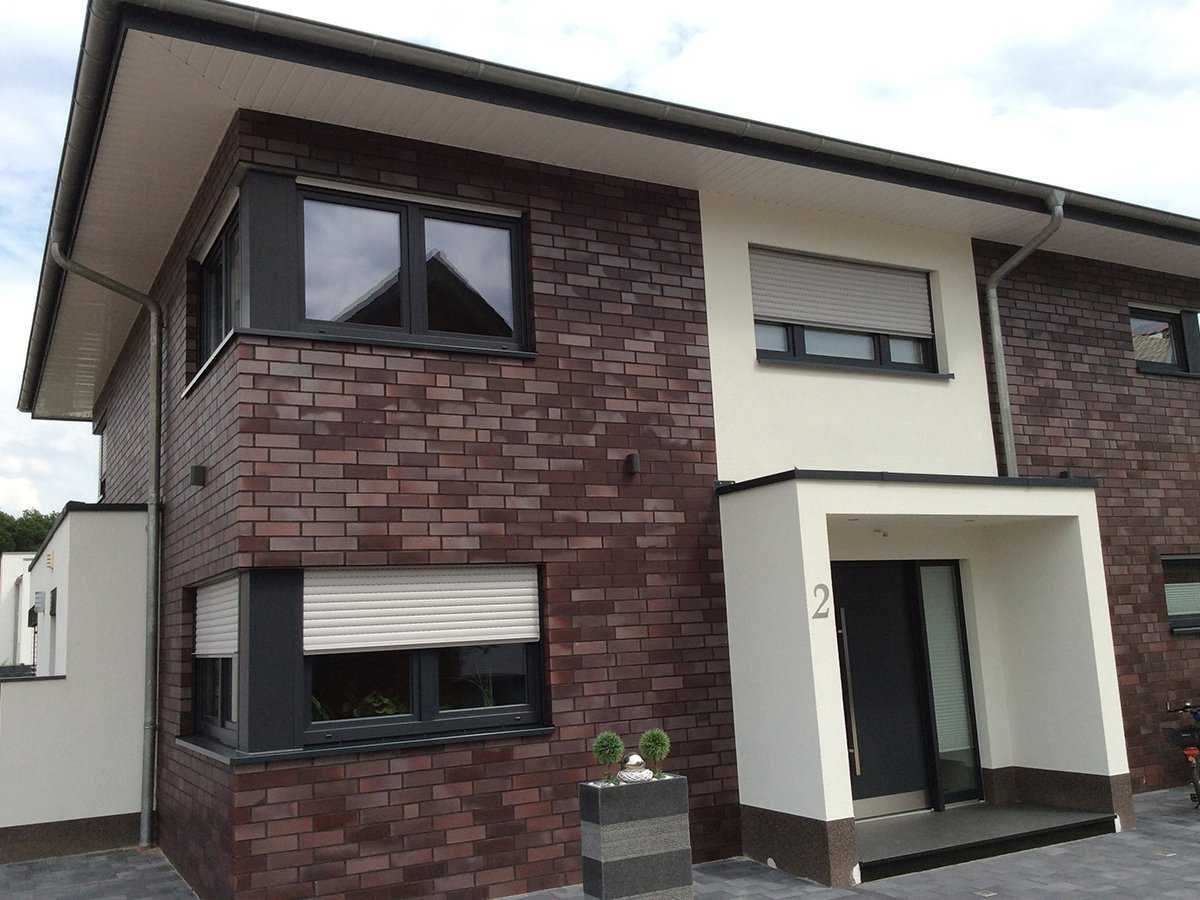 Комбинированная отделка фасада