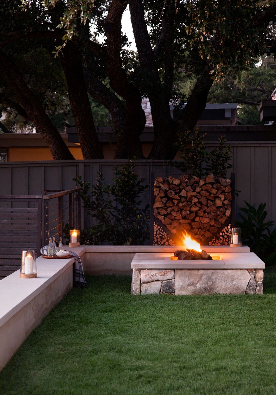 Декоративное кострище на даче