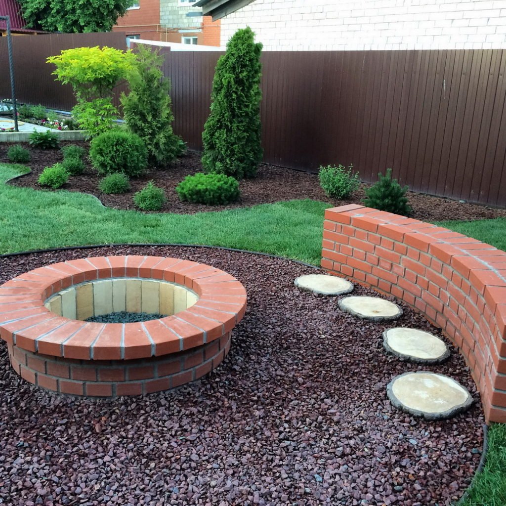 Кострище на дачном участке