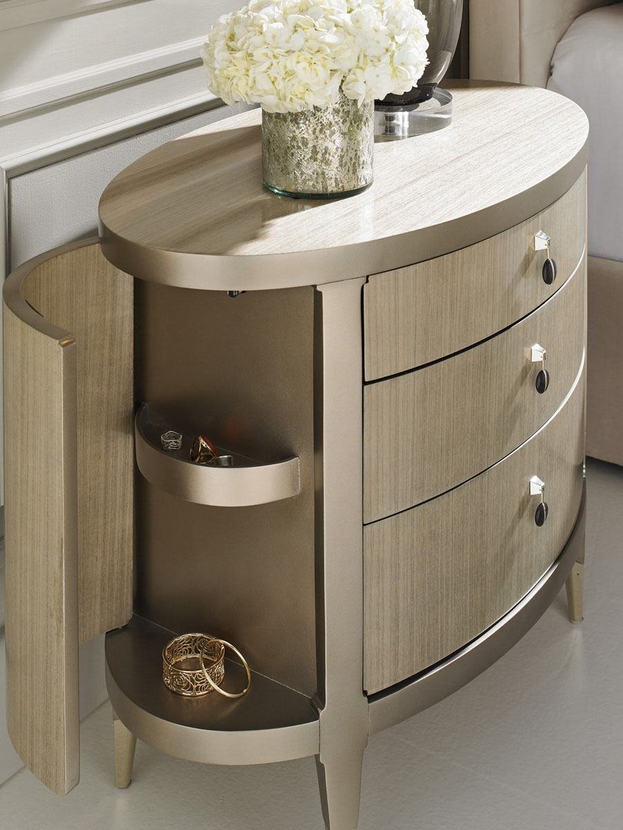 Овальная тумбочка