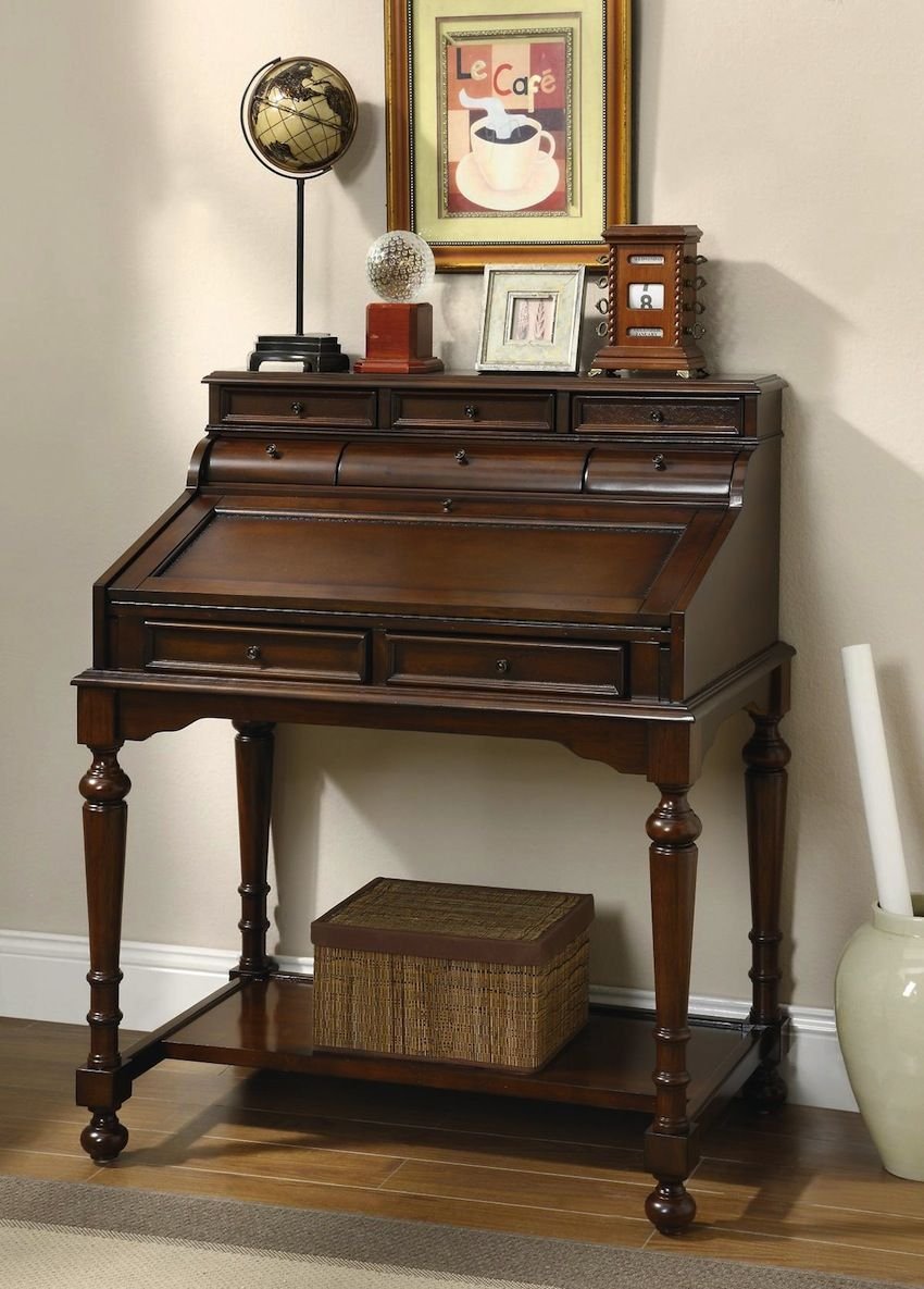 Старинный секретер