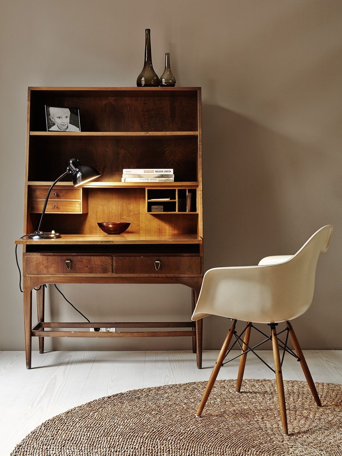 Секретер в скандинавском стиле