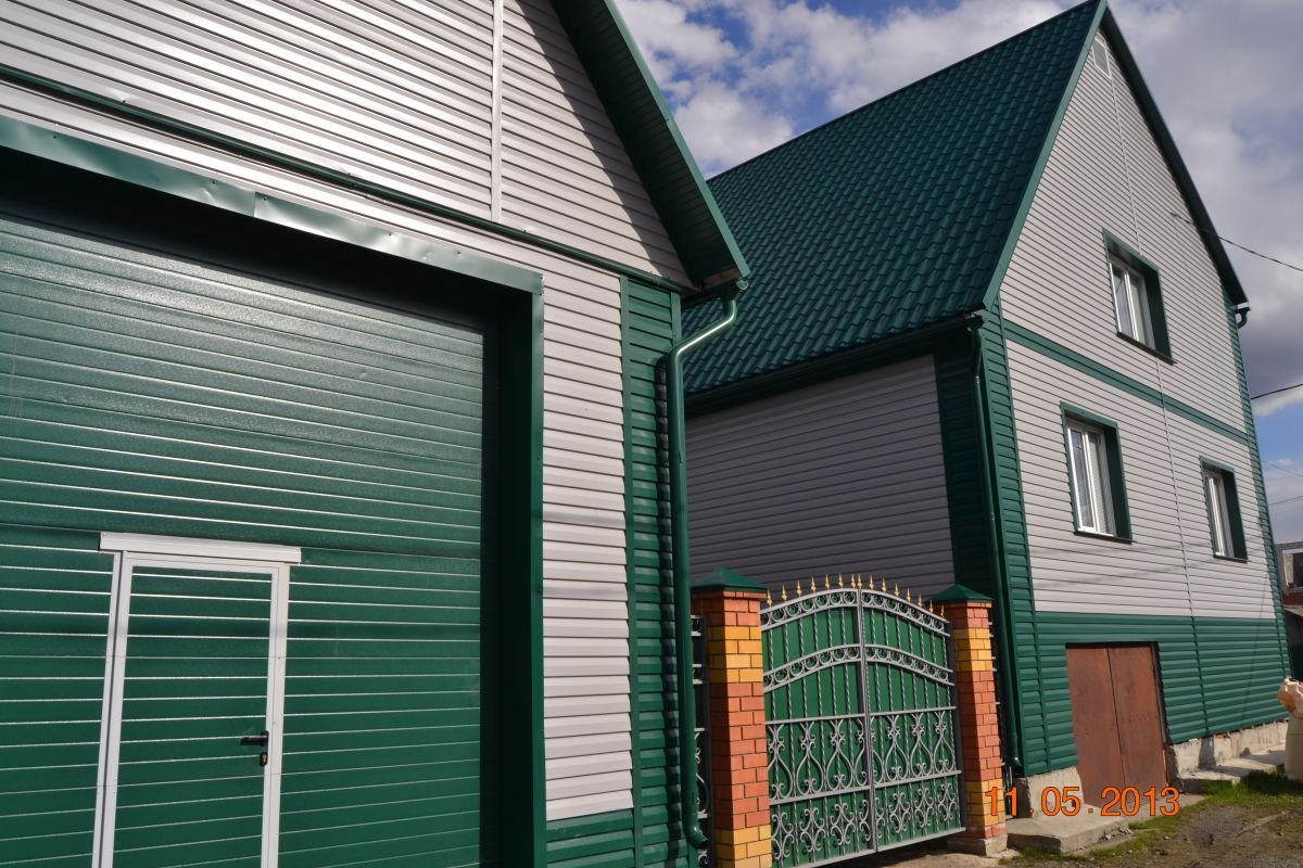 Сайдинг металлический евробрус RAL 6005 зеленый мох