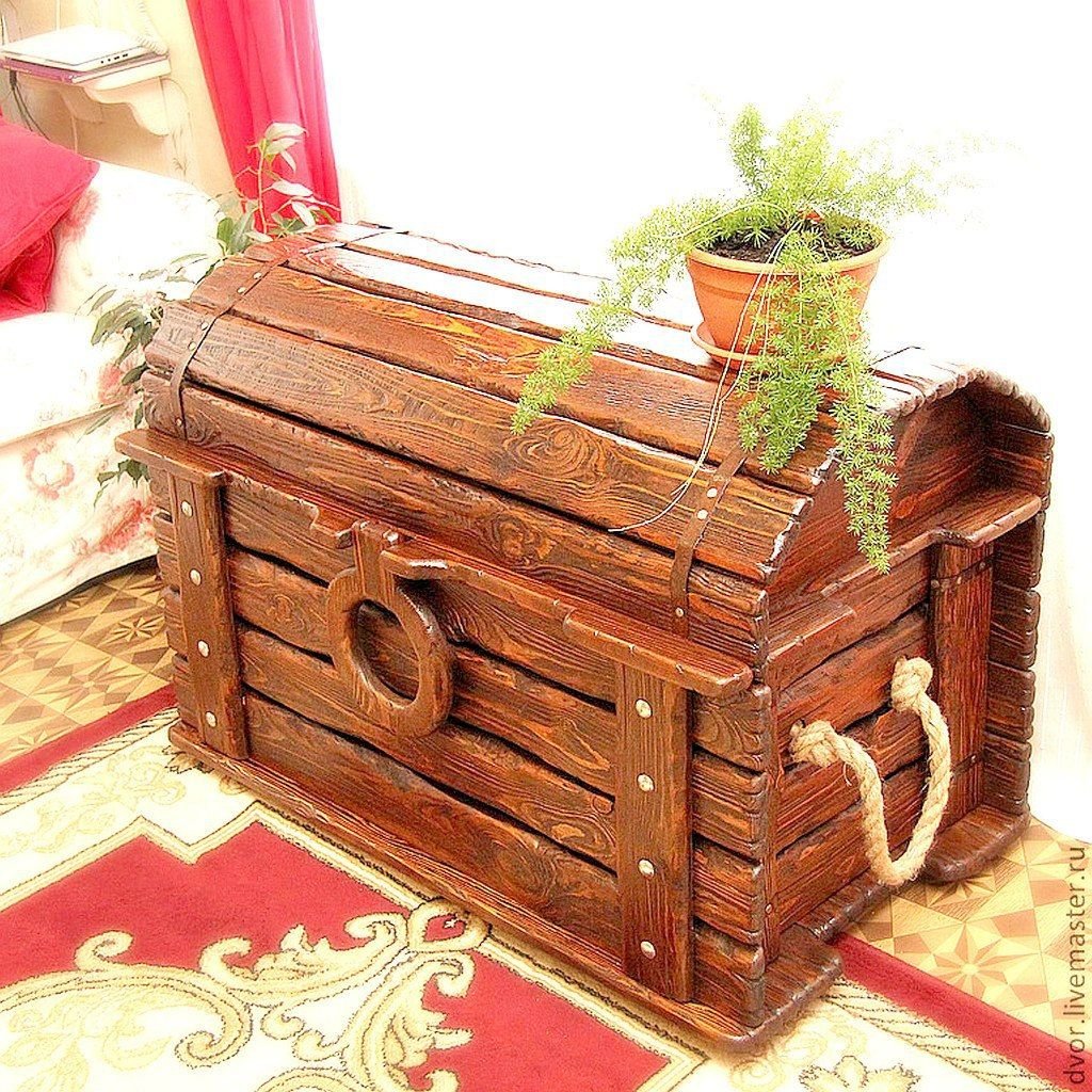 Сундук деревянный декоративный