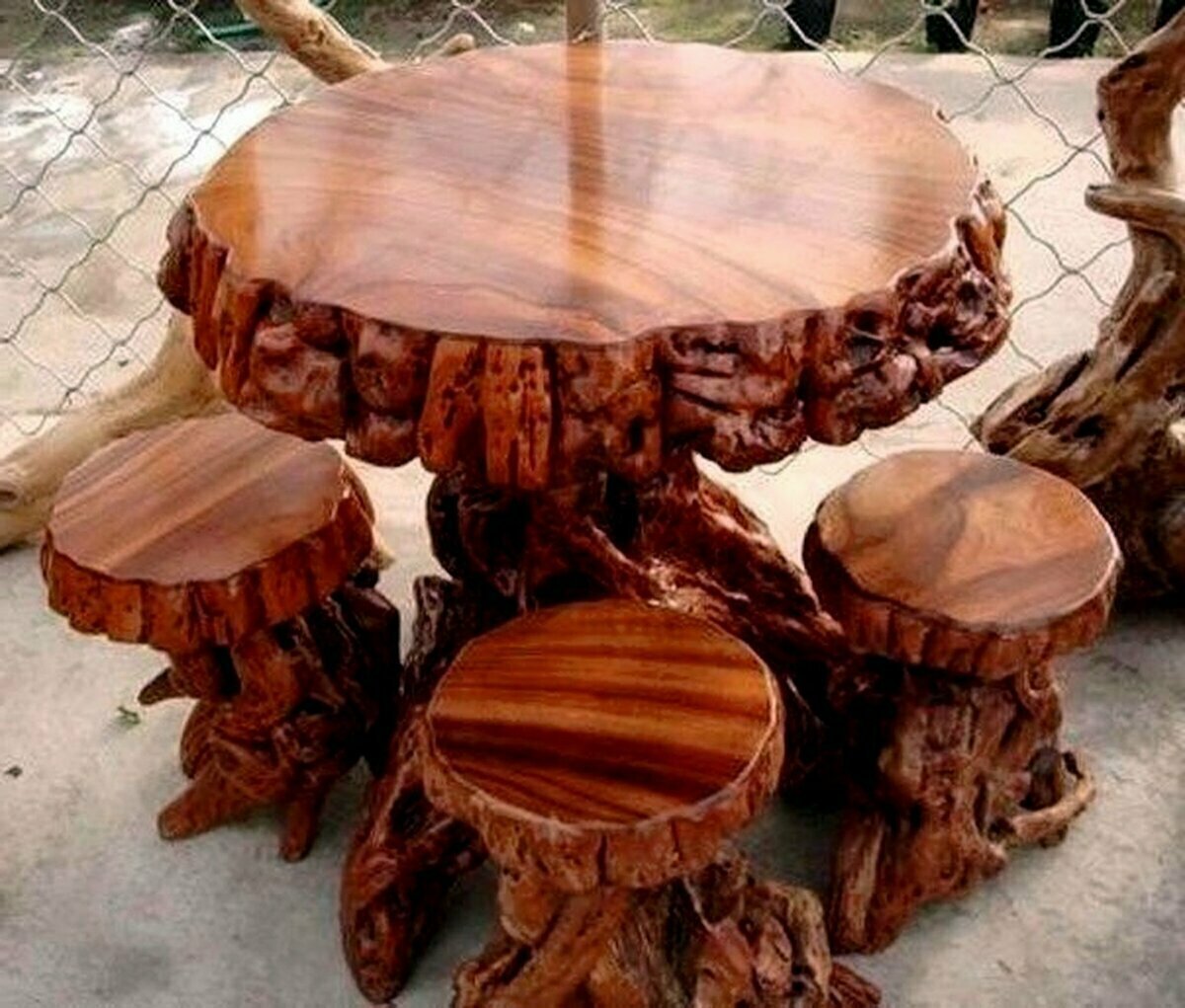 Интересные изделия из дерева