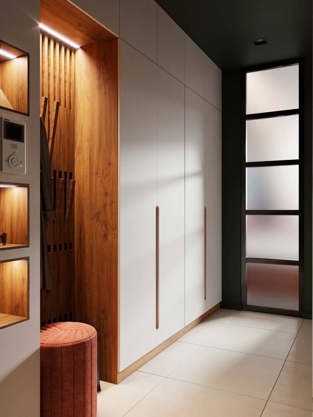 Холодильник в прихожей