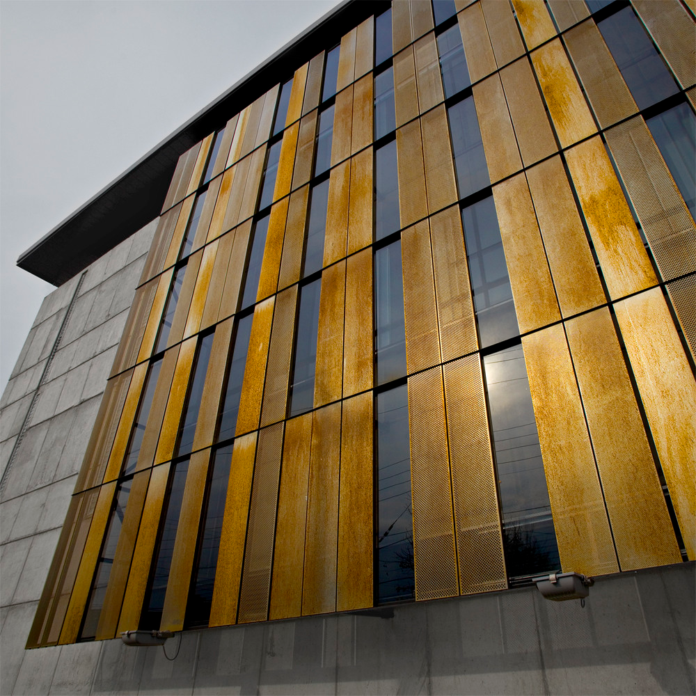 Стеклянные панели для фасада