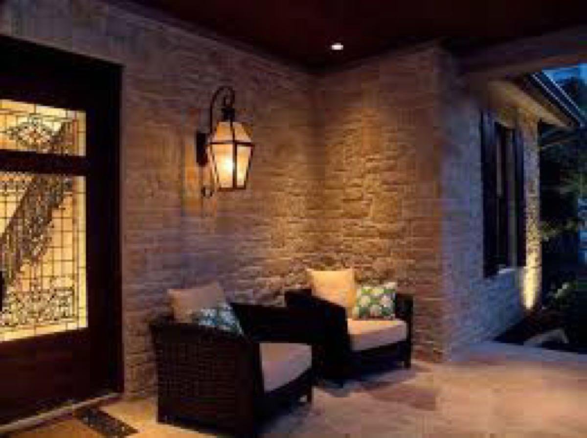 Уличный фонарь в интерьере квартиры