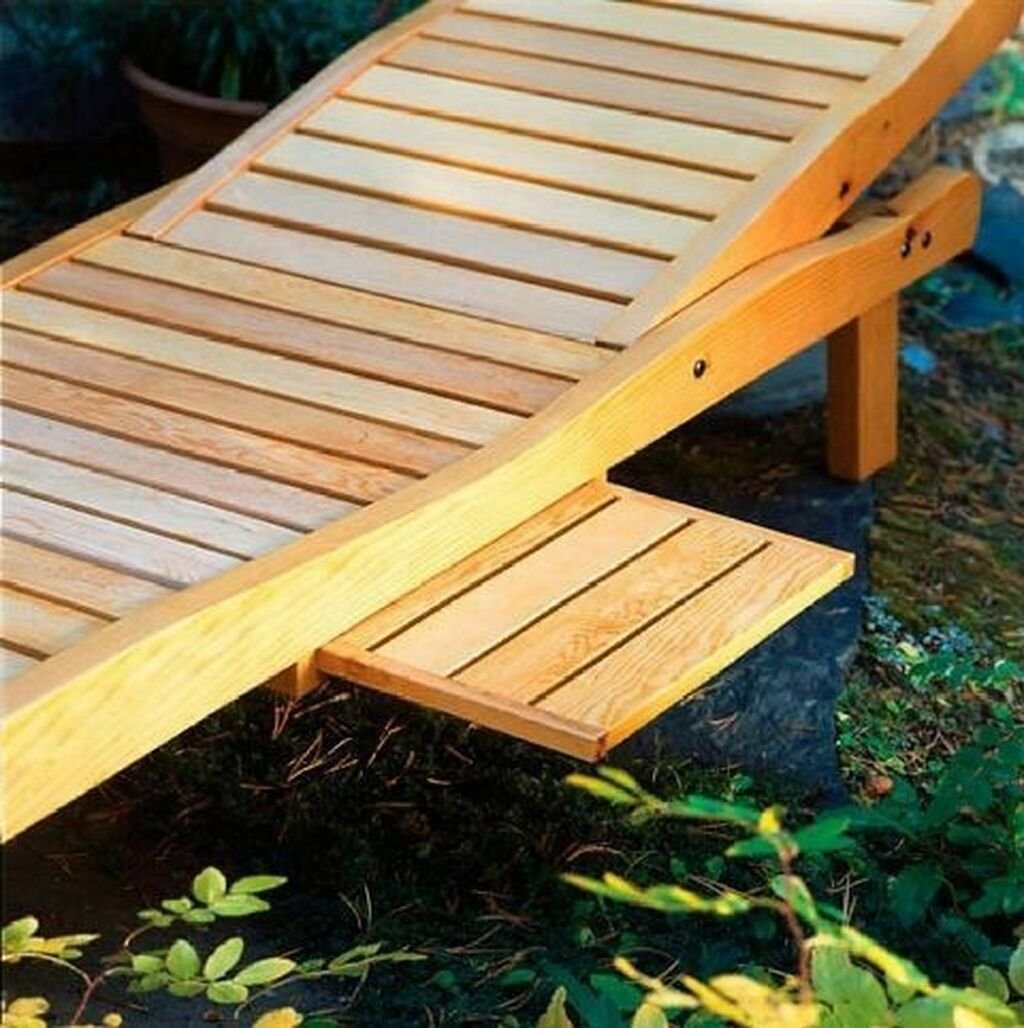 Деревянные лежаки для дачи