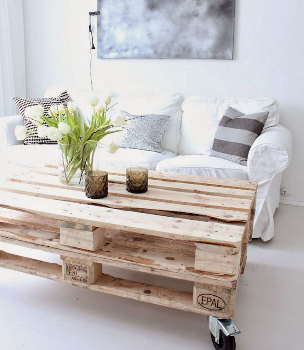 Дизайнерская мебель из паллет