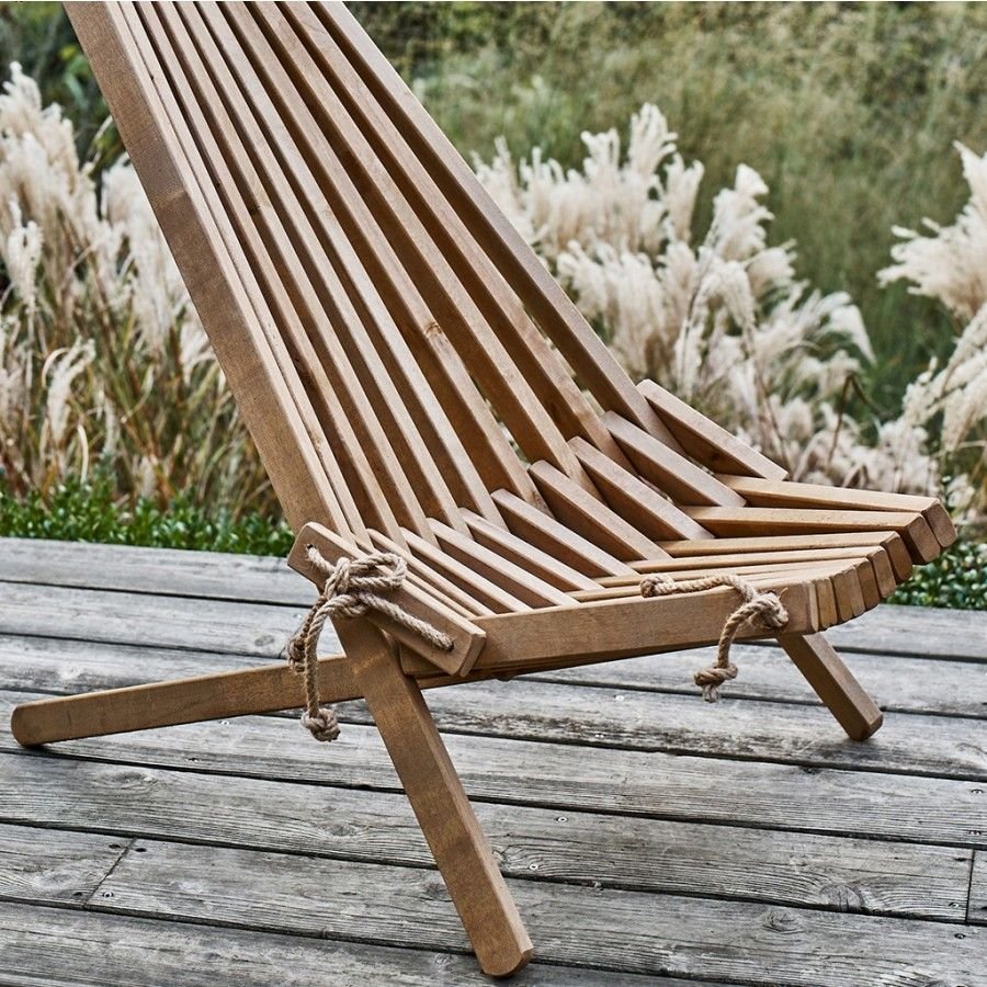 Шезлонг из дерева