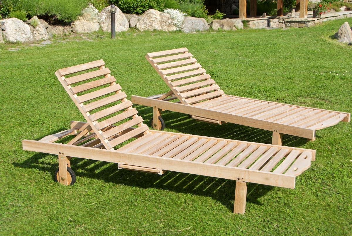 Шезлонг деревянный
