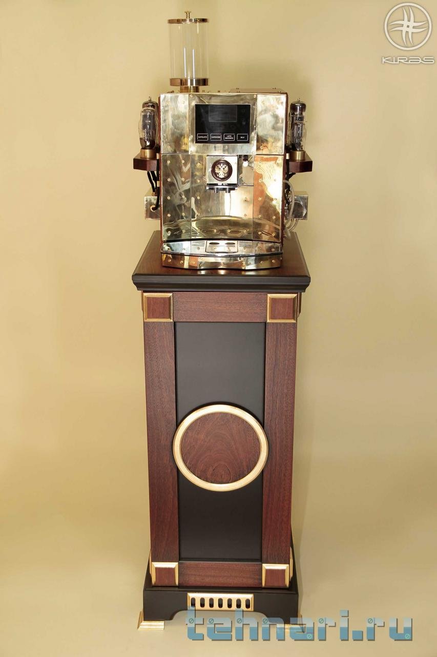 Кофемашина на тумбе