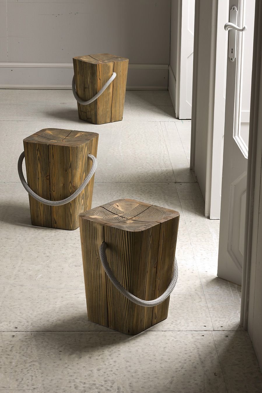 Необычный табурет