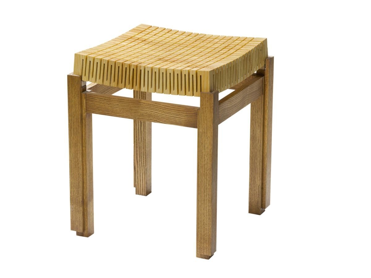 Оригинальный табурет