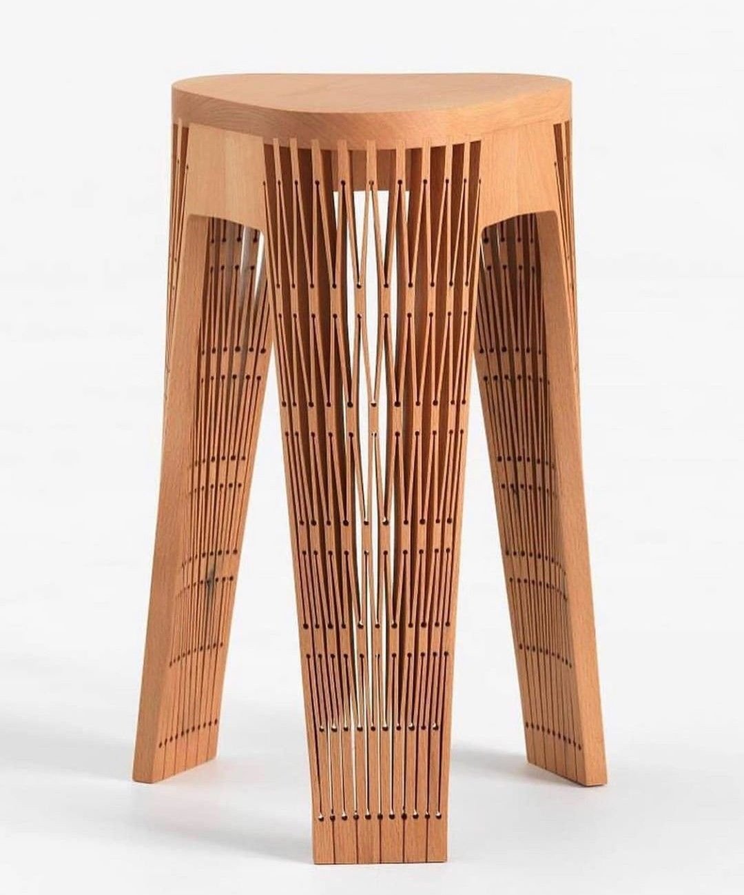 Дизайнерские табуретки