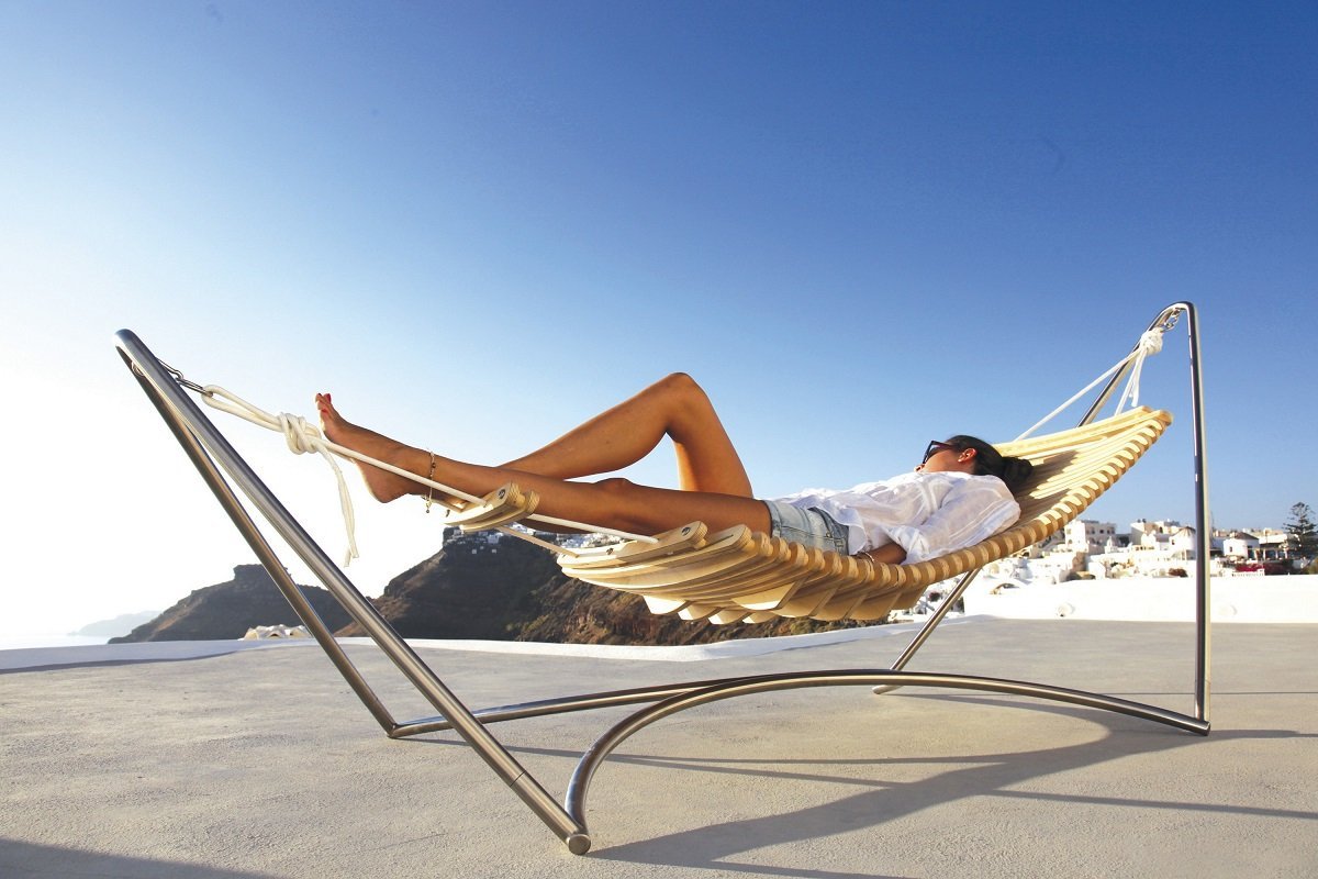Красивые шезлонги