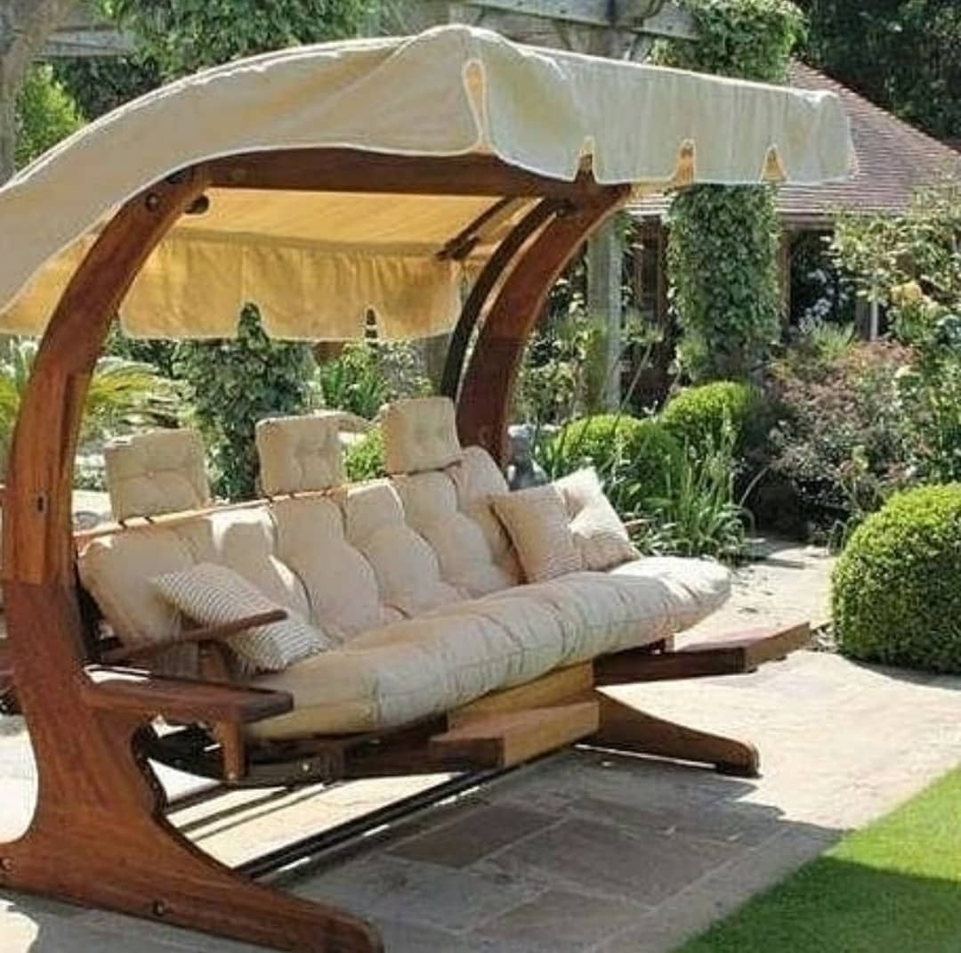 Качели деревянные