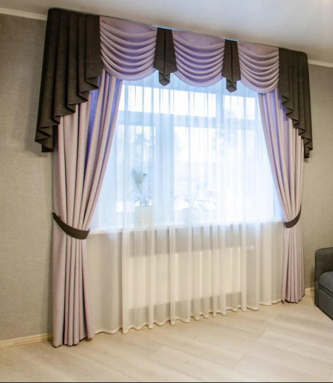 Ламбрекены для штор в зал