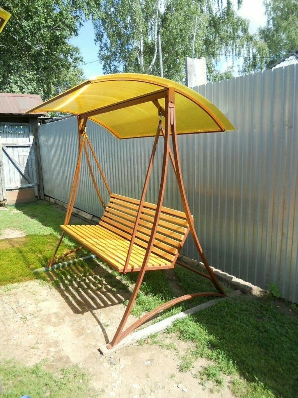 Качели для дачи из металла