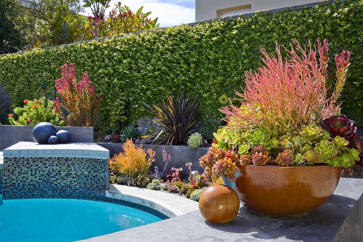 Вазоны для сада