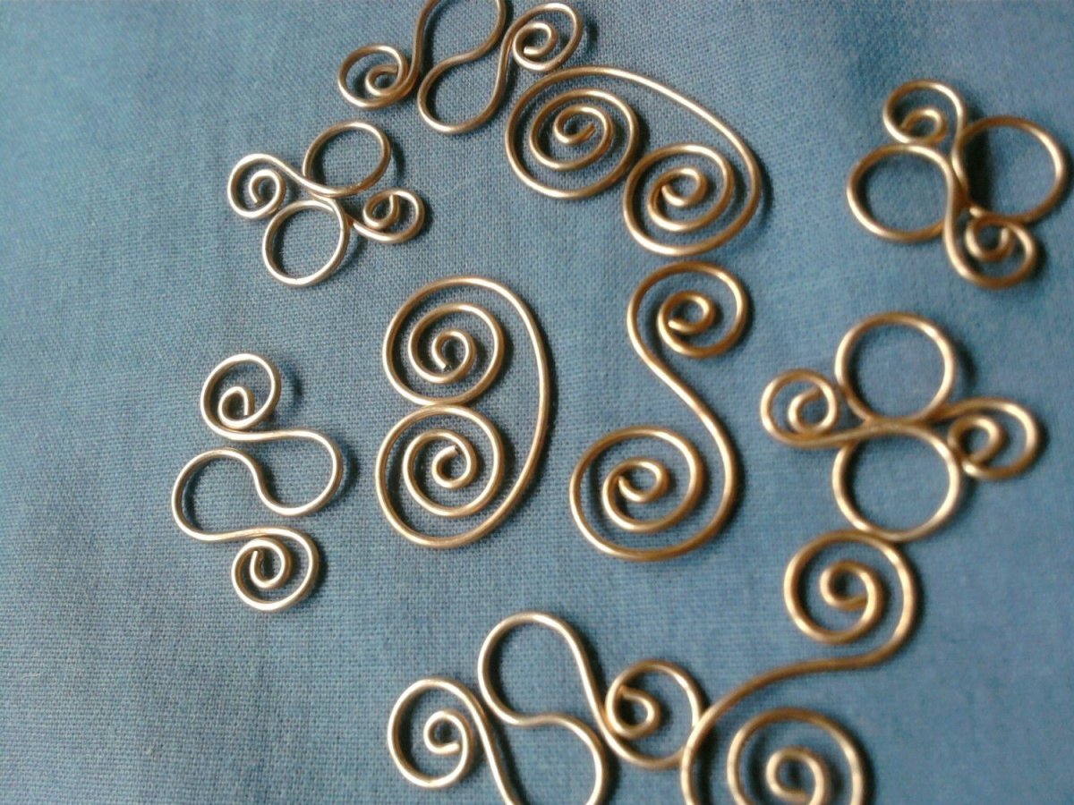 Изделия завитками из проволоки