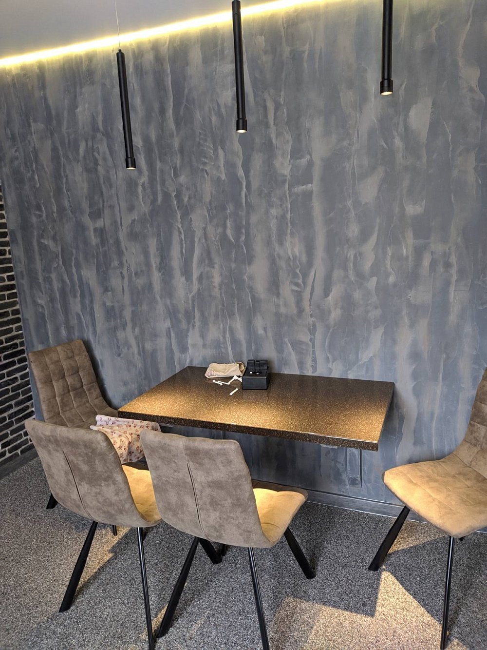 Декоративная штукатурка нубук в интерьере